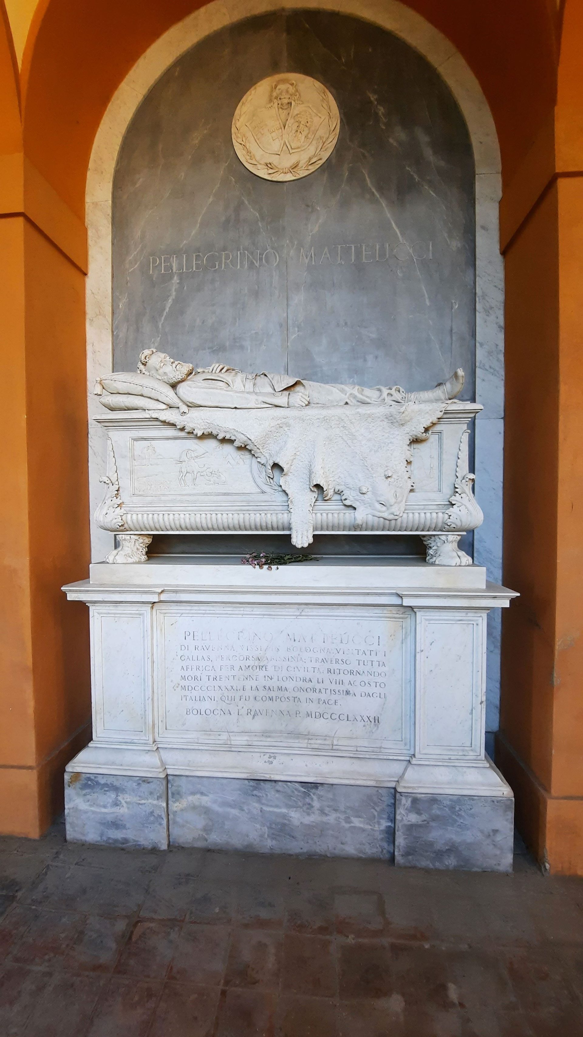 Pellegrino%20Matteucci%27s%20tomb%2C%20Certosa%20Cemetery%2C%20Bologna%20-%2001b.jpg